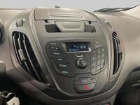 Ford Transit Courier vaihtoauto