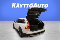 Volvo V90 Cross Country vaihtoauto