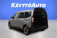 Ford Tourneo Courier vaihtoauto