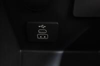 Ford Tourneo Courier vaihtoauto