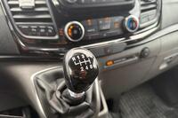 Ford Tourneo Custom vaihtoauto