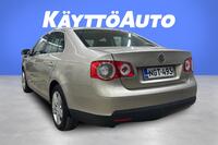 Volkswagen Jetta vaihtoauto