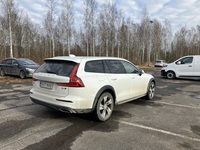 Volvo V60 Cross Country vaihtoauto