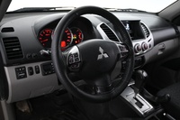 Mitsubishi L200 vaihtoauto