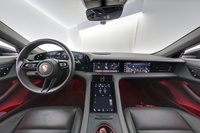 Porsche Taycan vaihtoauto