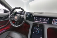 Porsche Taycan vaihtoauto