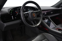 Porsche Taycan vaihtoauto
