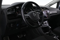 Volkswagen Touran vaihtoauto