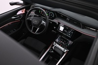 Audi Q8 e-tron vaihtoauto