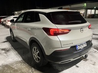 Opel Grandland X vaihtoauto