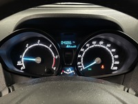 Ford Transit Courier vaihtoauto