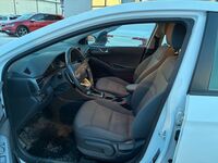 Hyundai IONIQ hybrid vaihtoauto