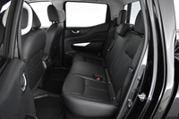 Nissan Navara vaihtoauto