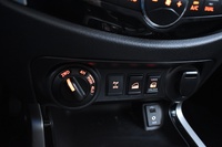 Nissan Navara vaihtoauto