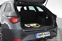 SEAT Leon Sportstourer vaihtoauto