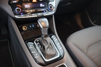 Hyundai IONIQ hybrid vaihtoauto