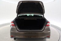 Toyota Camry vaihtoauto