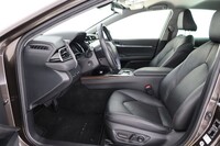 Toyota Camry vaihtoauto