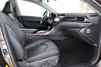 Toyota Camry vaihtoauto