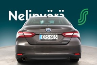 Toyota Camry vaihtoauto