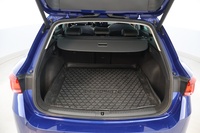 SEAT Leon Sportstourer vaihtoauto