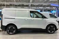 Ford Transit Courier vaihtoauto