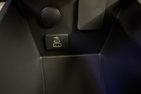 Ford Transit Courier vaihtoauto