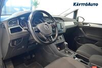 Volkswagen Touran vaihtoauto