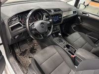 Volkswagen Touran vaihtoauto