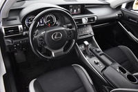 Lexus IS vaihtoauto