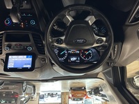 Ford Transit Connect vaihtoauto