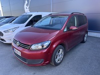 Volkswagen Touran vaihtoauto