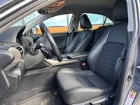 Lexus IS vaihtoauto