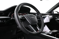 Audi Q8 e-tron vaihtoauto