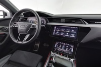 Audi Q8 e-tron vaihtoauto