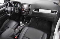 Mitsubishi Outlander vaihtoauto