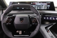 Peugeot E-5008 vaihtoauto