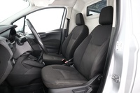 Ford Transit Courier vaihtoauto