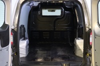 Ford Transit Courier vaihtoauto