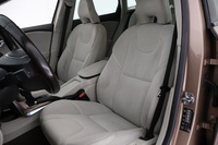 Volvo V40 Cross Country vaihtoauto