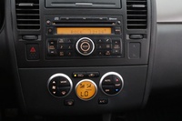 Nissan Tiida vaihtoauto