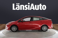 Toyota Prius Plug-in vaihtoauto