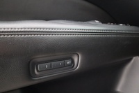 Nissan Pathfinder vaihtoauto