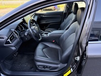 Toyota Camry vaihtoauto