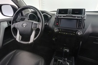 Toyota Land Cruiser vaihtoauto