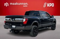 Nissan Titan vaihtoauto