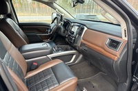 Nissan Titan vaihtoauto