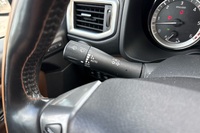 Nissan Titan vaihtoauto