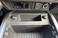 Nissan Titan vaihtoauto