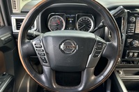 Nissan Titan vaihtoauto